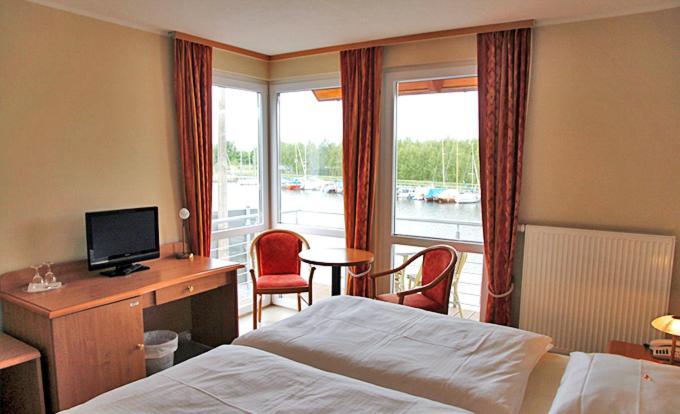 Hotel zur Brücke Greifswald Habitación foto